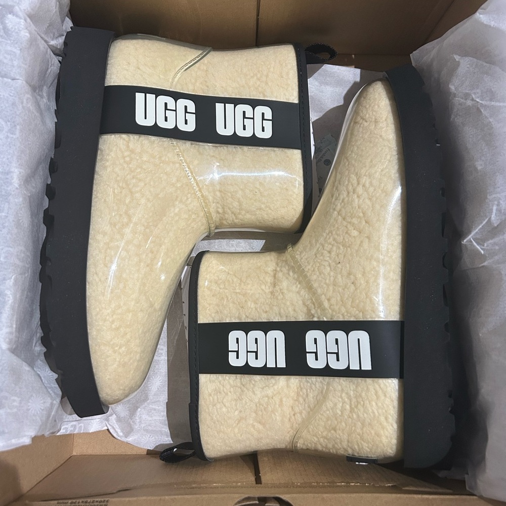 NWT Ugg Boots